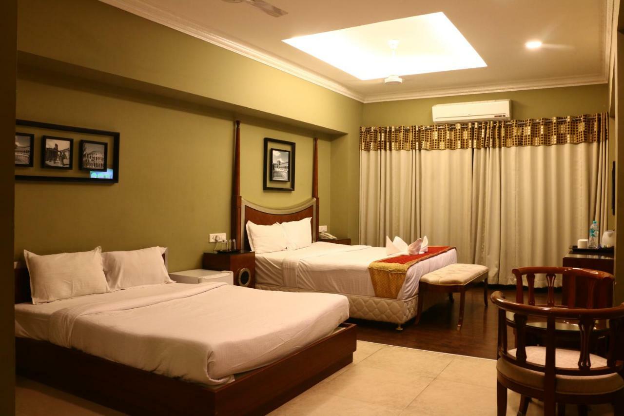 Jalsa Resort Indore Bagian luar foto