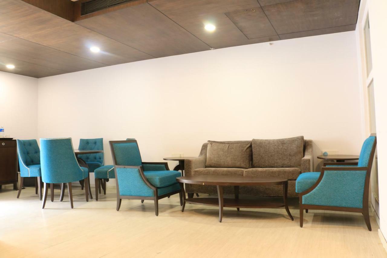 Jalsa Resort Indore Bagian luar foto