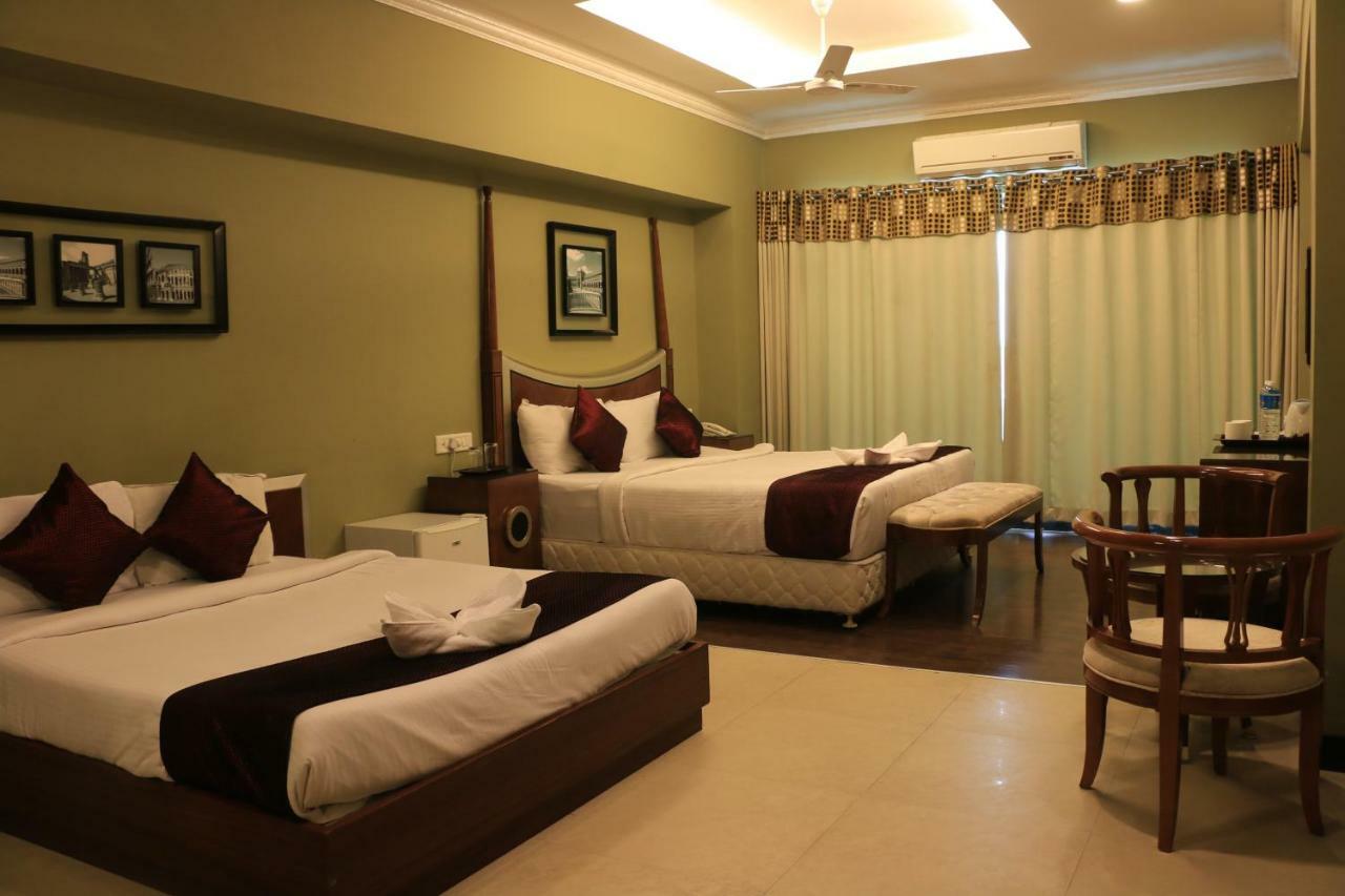 Jalsa Resort Indore Bagian luar foto
