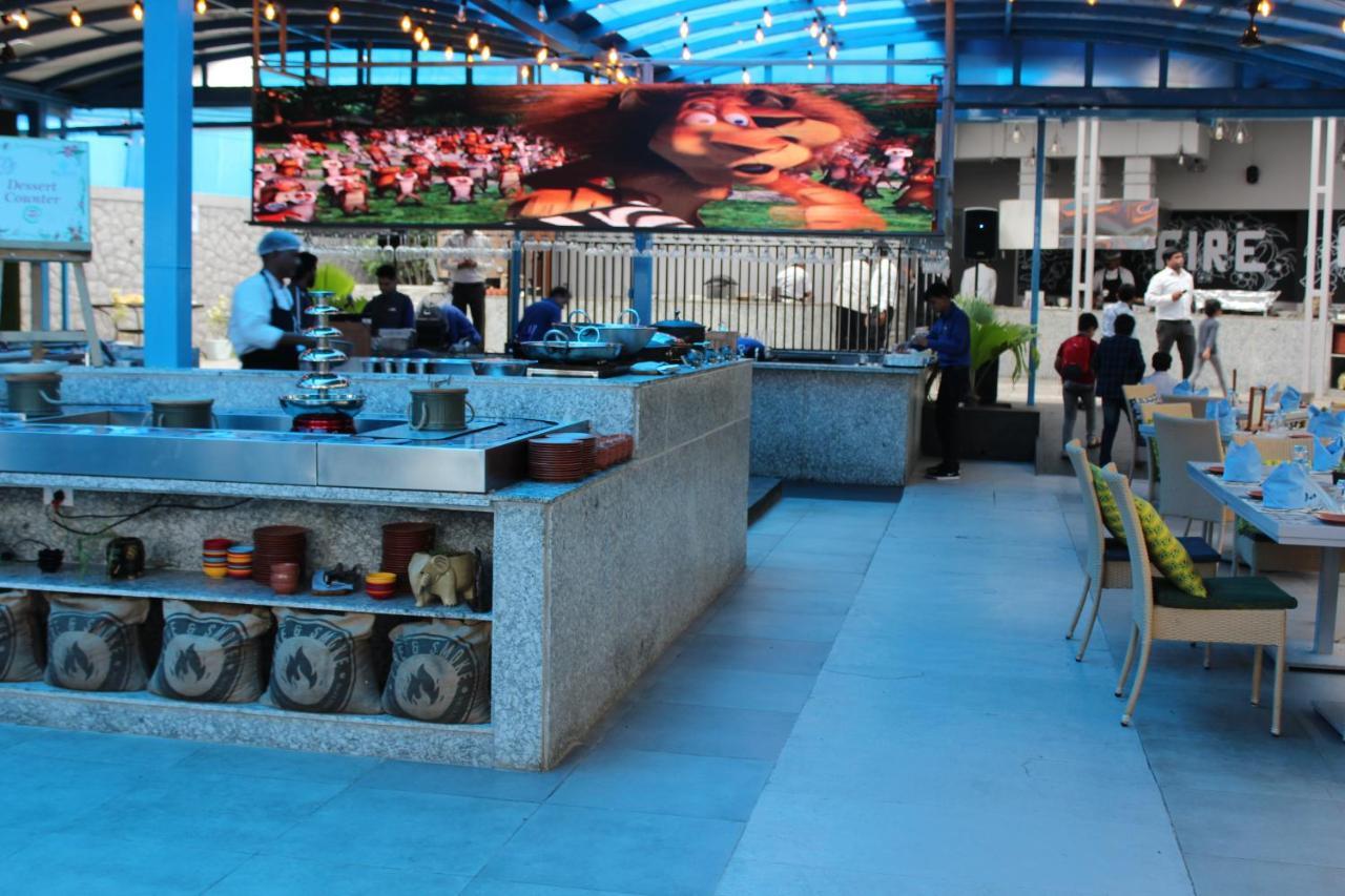 Jalsa Resort Indore Bagian luar foto